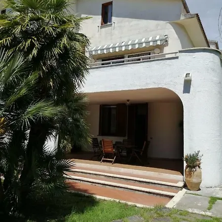 Livia Apartment